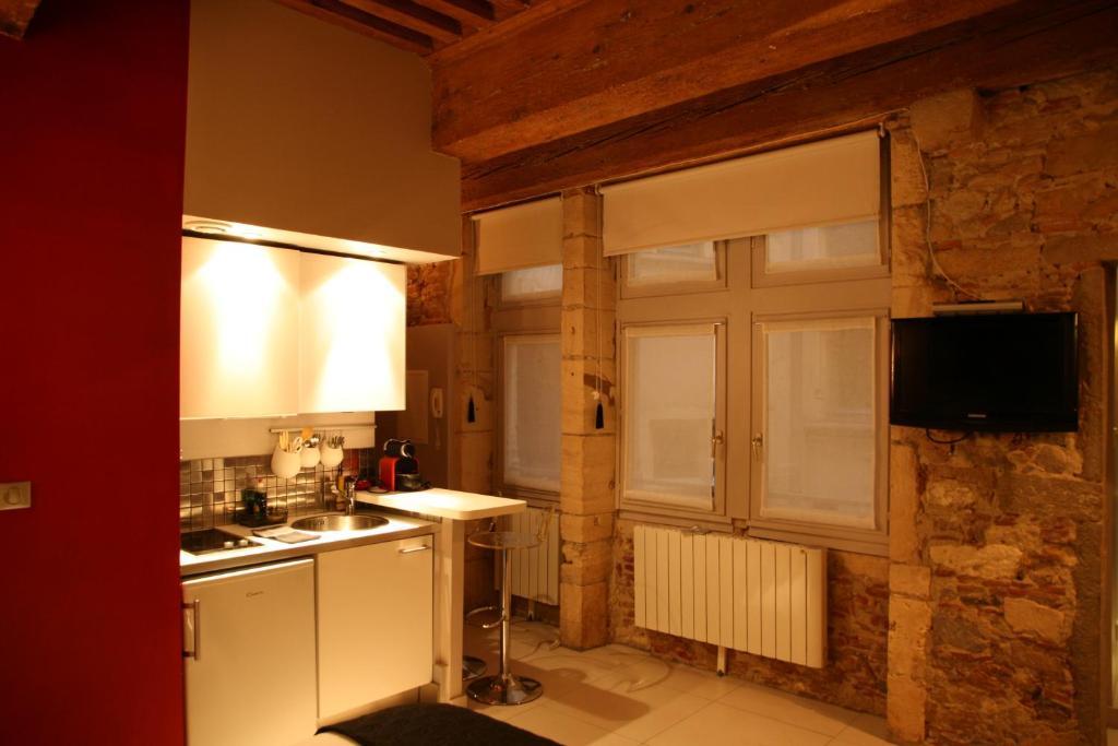 Loge Saint Jean Lejlighed Lyon Værelse billede